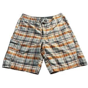 Columbia Shorts Mens 36x10 Flat Front Brown Plaid Omni Shade Board Cargo Outdoor